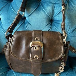*SOLD* Vintage Y2K shoulder bag with buckle and charms
